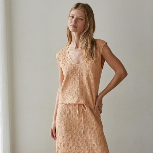 Yvette Textured Sleeveless Scoop Neck Top